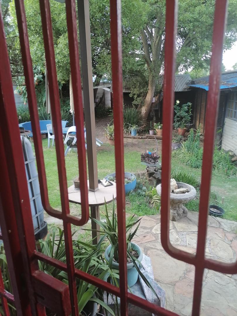 4 Bedroom Property for Sale in Dunnottar Gauteng