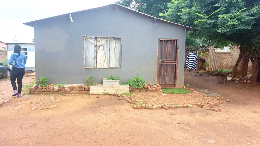 2 Bedroom Property for Sale in Mamelodi East Gauteng