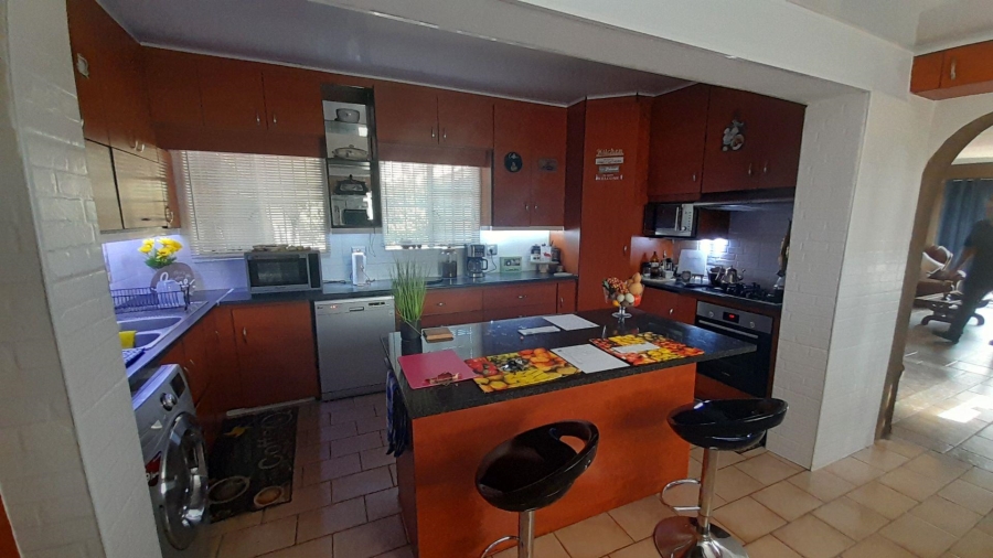 3 Bedroom Property for Sale in Van Riebeeck Park Gauteng