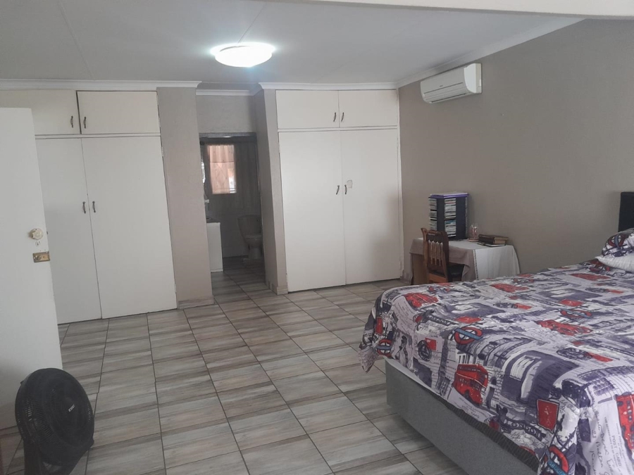 4 Bedroom Property for Sale in Birch Acres Gauteng