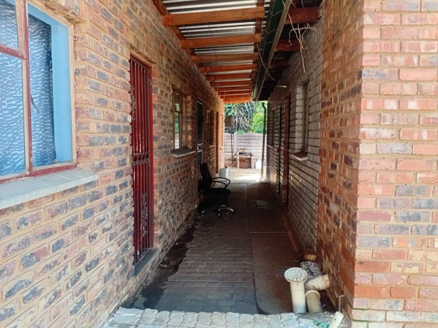 13 Bedroom Property for Sale in Jan Niemand Park Gauteng