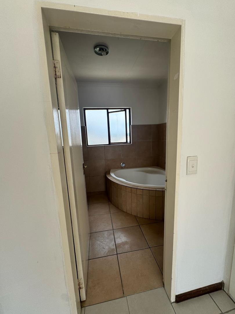 3 Bedroom Property for Sale in Craigavon Gauteng