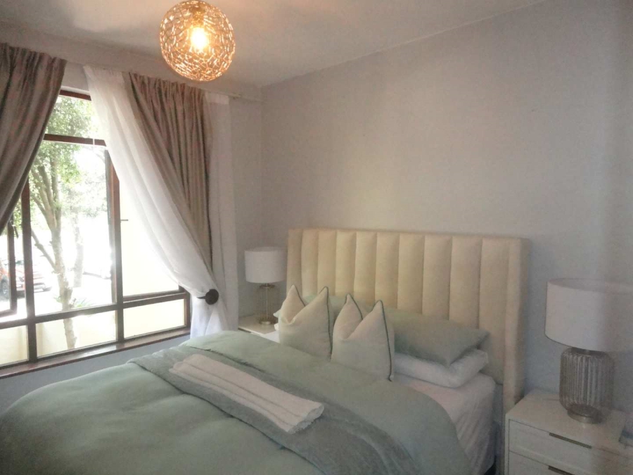 To Let 1 Bedroom Property for Rent in Douglasdale Gauteng