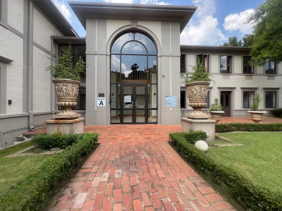 To Let commercial Property for Rent in Wierda Valley Gauteng