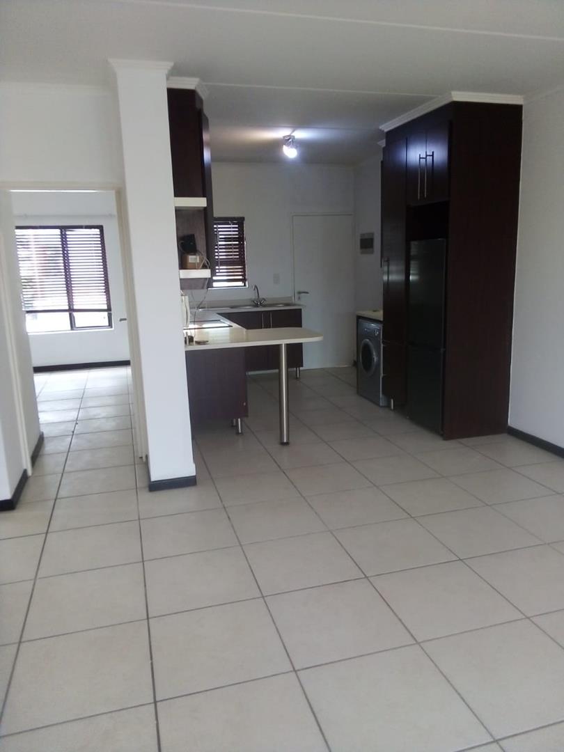 To Let 2 Bedroom Property for Rent in Greenstone Hill Gauteng