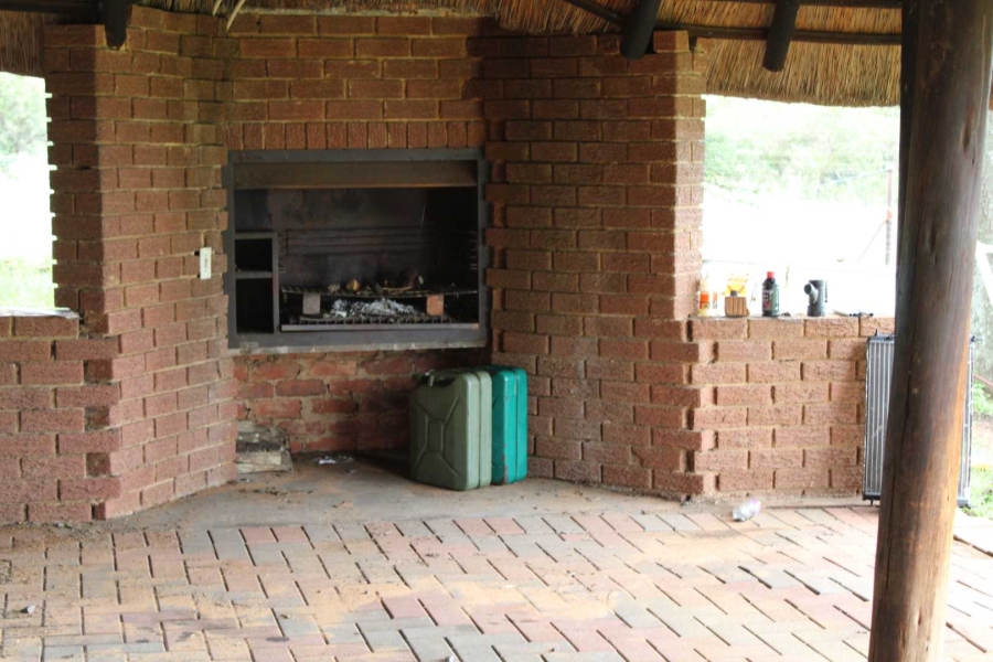 5 Bedroom Property for Sale in Doornkloof A H Gauteng