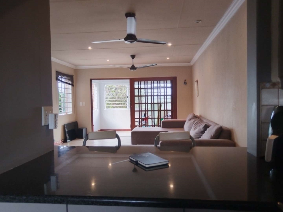 To Let 2 Bedroom Property for Rent in Allens Nek Gauteng