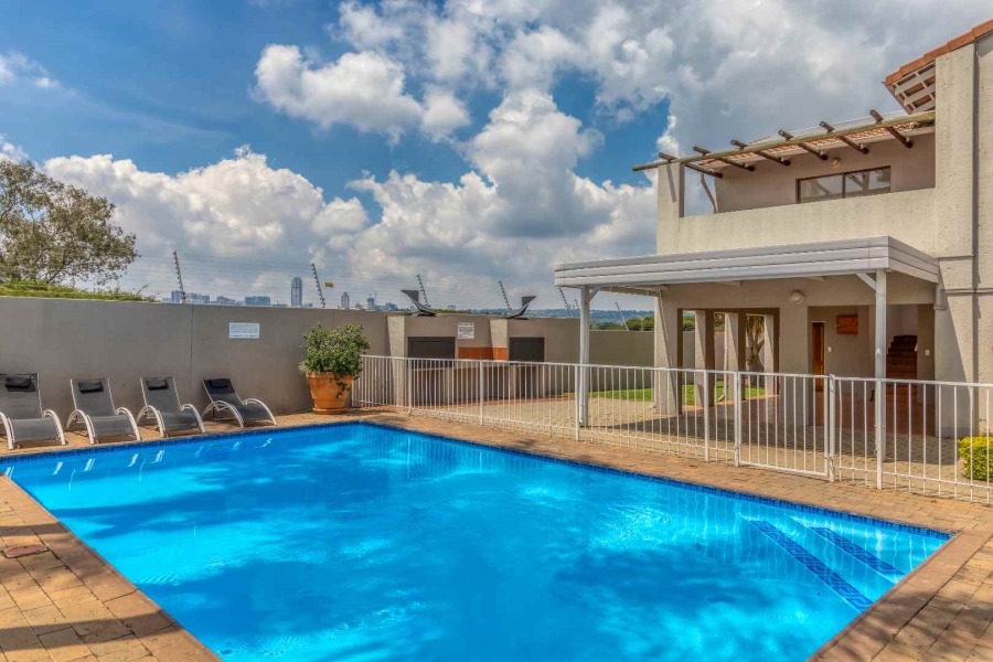 2 Bedroom Property for Sale in Country Life Park Gauteng