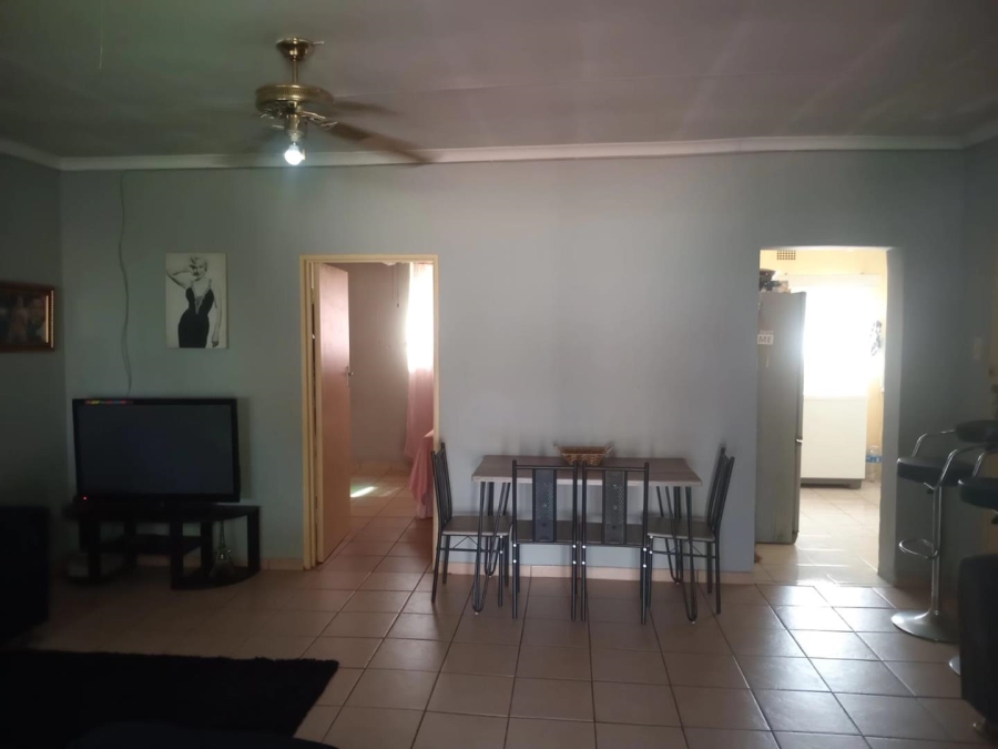 4 Bedroom Property for Sale in East Lynne Gauteng