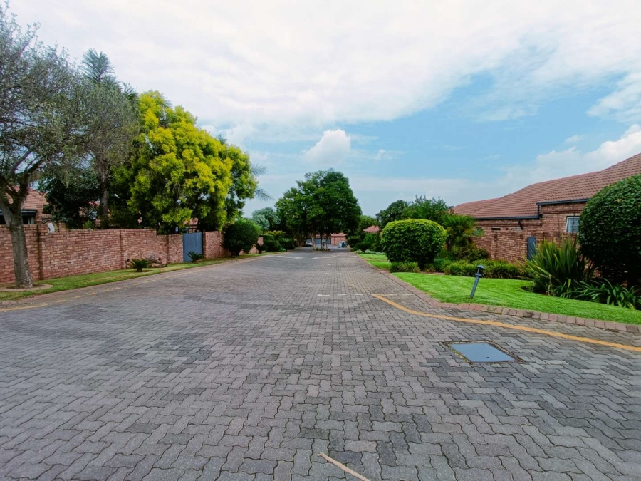 2 Bedroom Property for Sale in Clubview Gauteng