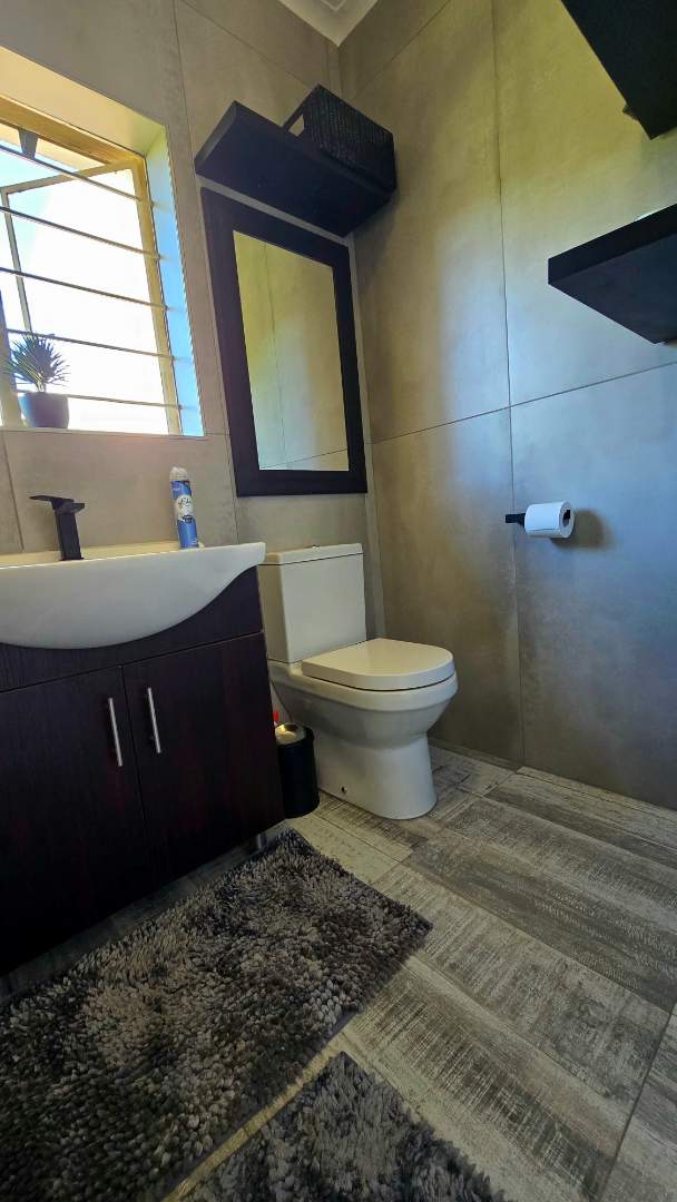 4 Bedroom Property for Sale in Brackenhurst Gauteng