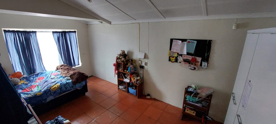 5 Bedroom Property for Sale in Verwoerdpark Gauteng