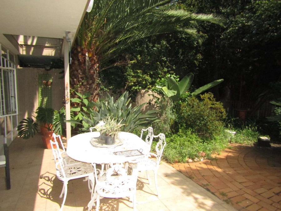 To Let 2 Bedroom Property for Rent in Glenhazel Gauteng