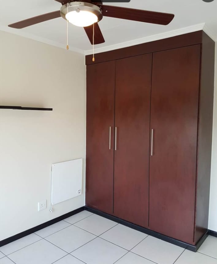 To Let 2 Bedroom Property for Rent in Greenstone Hill Gauteng