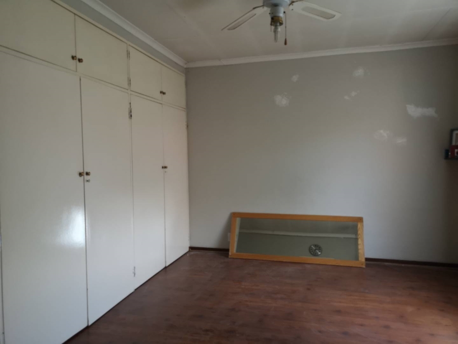 4 Bedroom Property for Sale in Birchleigh North Gauteng