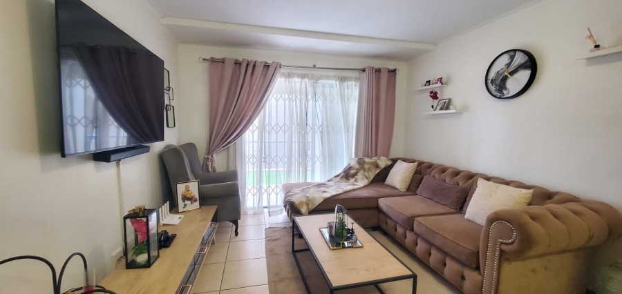 To Let 3 Bedroom Property for Rent in Ruimsig Gauteng