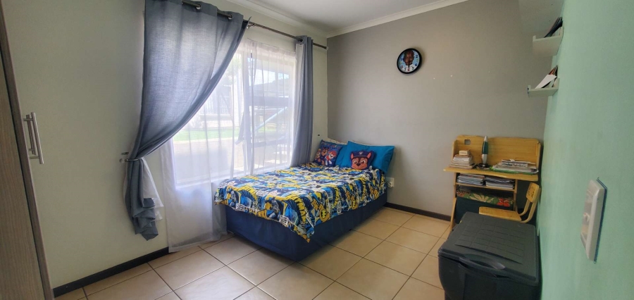 To Let 3 Bedroom Property for Rent in Ruimsig Gauteng