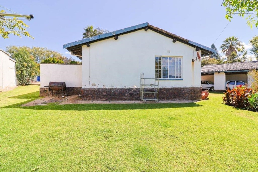 6 Bedroom Property for Sale in Randhart Gauteng