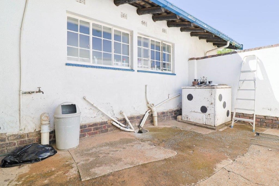 6 Bedroom Property for Sale in Randhart Gauteng