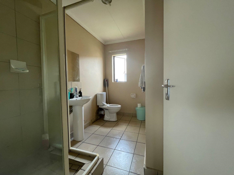 2 Bedroom Property for Sale in Esther Park Gauteng