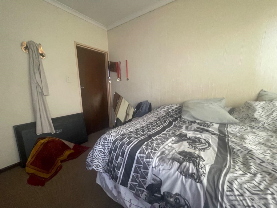 3 Bedroom Property for Sale in Clayville Gauteng