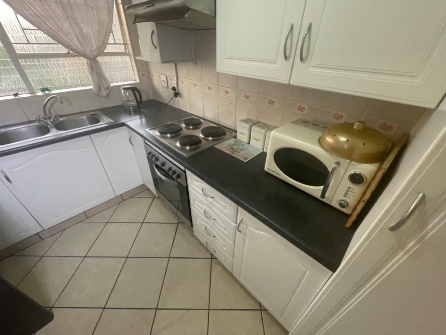 To Let 2 Bedroom Property for Rent in Edleen Gauteng