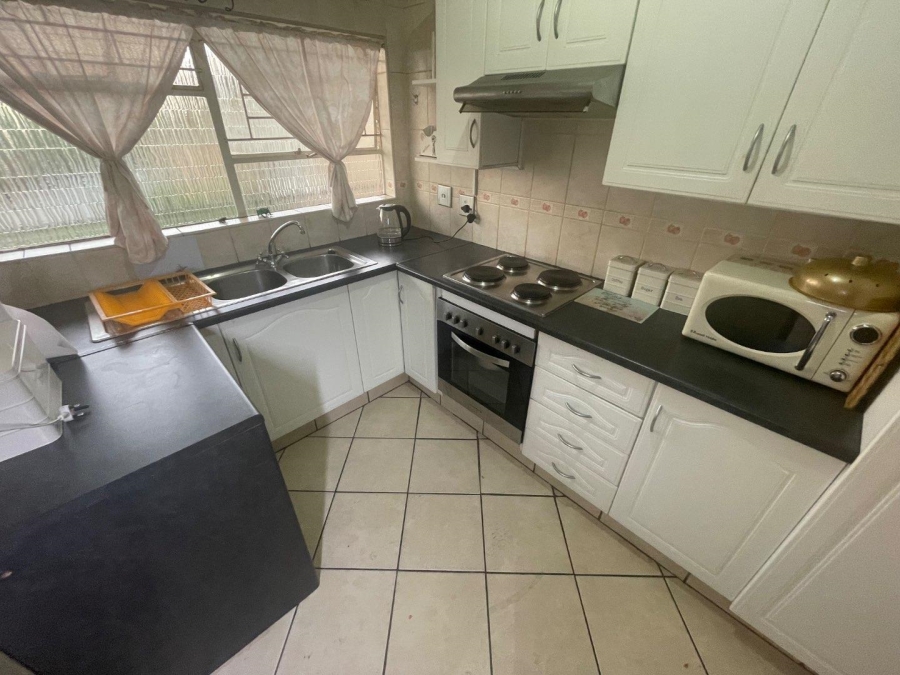 To Let 2 Bedroom Property for Rent in Edleen Gauteng