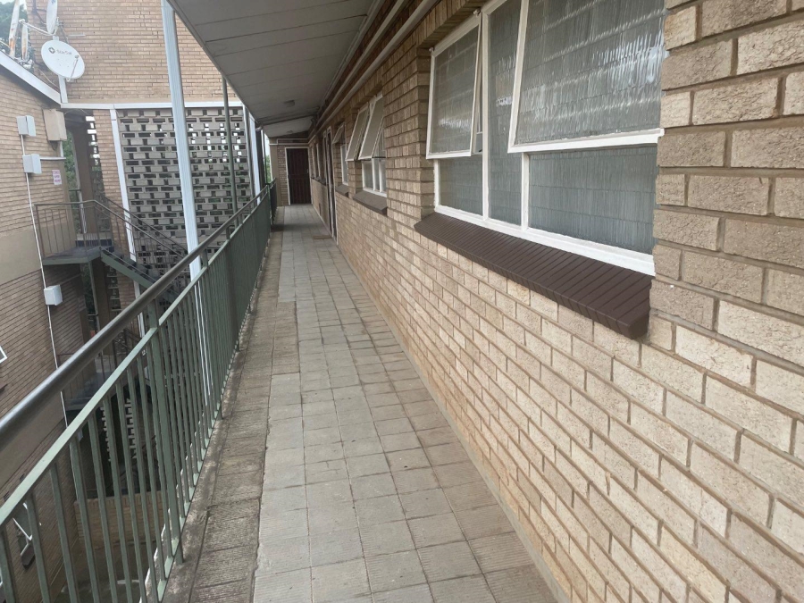 To Let 2 Bedroom Property for Rent in Edleen Gauteng