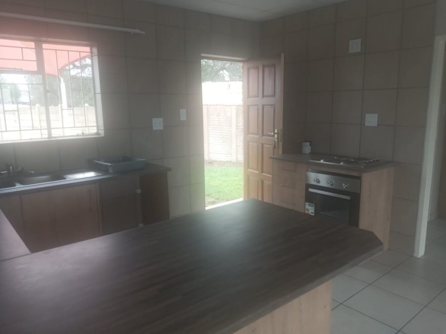 To Let 3 Bedroom Property for Rent in Riversdale Gauteng