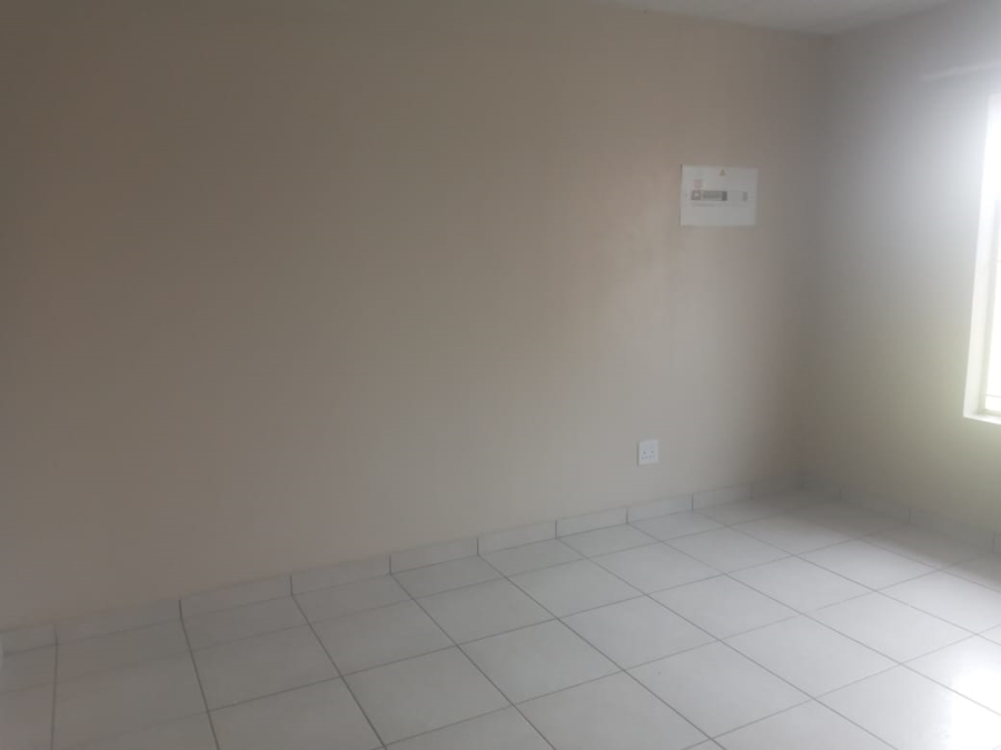 To Let 3 Bedroom Property for Rent in Riversdale Gauteng