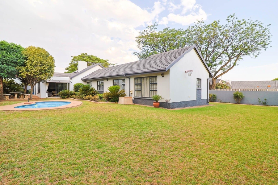 4 Bedroom Property for Sale in Randhart Gauteng