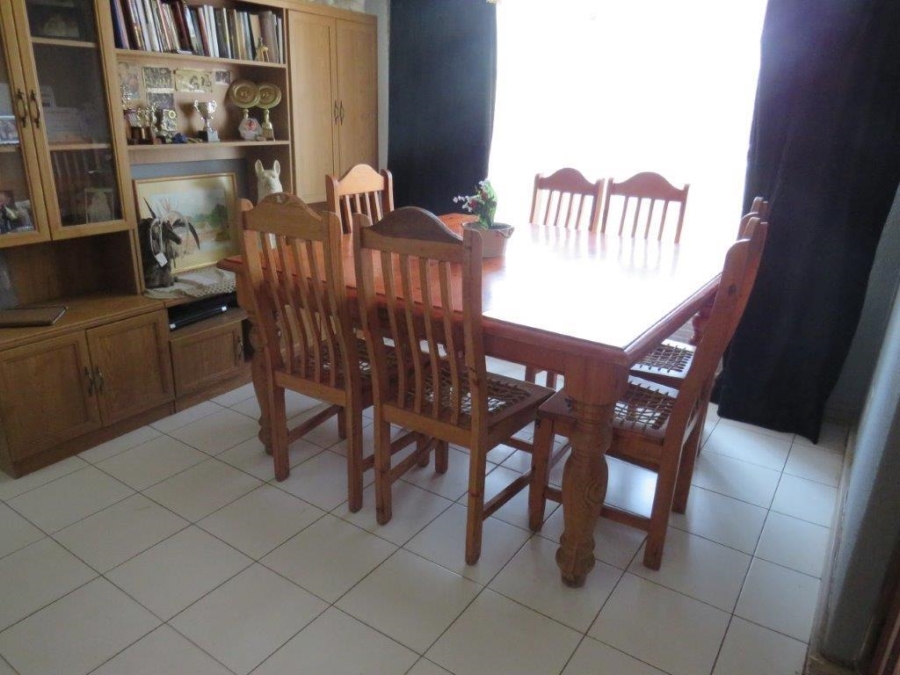 3 Bedroom Property for Sale in Brackendowns Gauteng