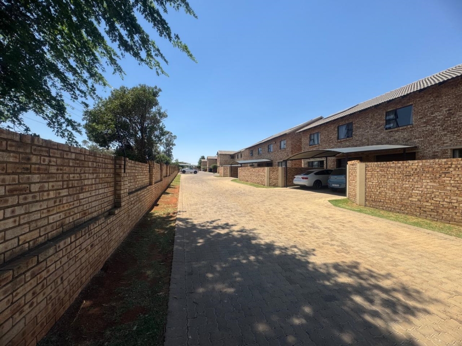 To Let 3 Bedroom Property for Rent in Benoni AH Gauteng