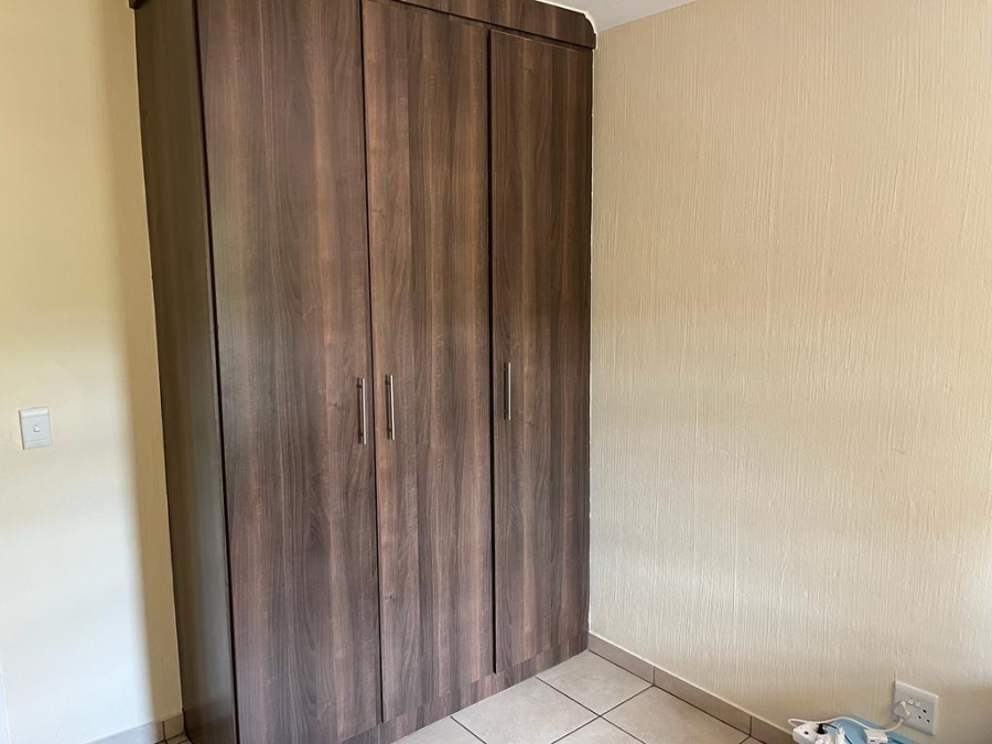 2 Bedroom Property for Sale in Edenburg Gauteng