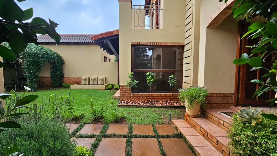 4 Bedroom Property for Sale in Olympus AH Gauteng