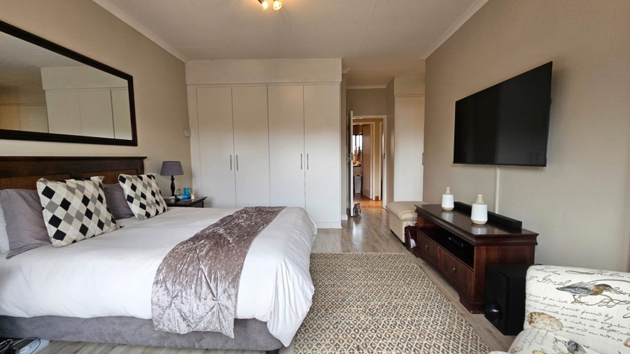 4 Bedroom Property for Sale in Olympus AH Gauteng