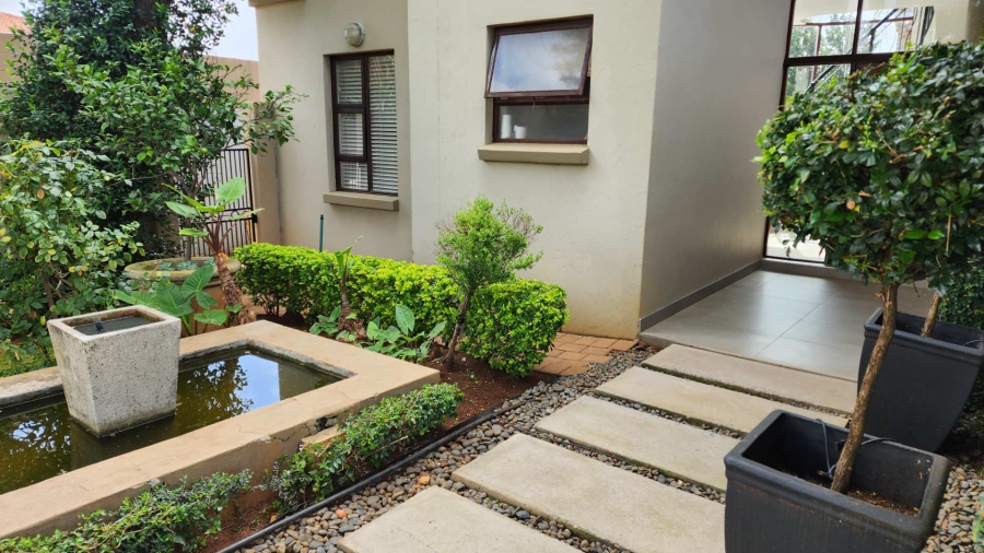 4 Bedroom Property for Sale in The Meadows Estate Gauteng