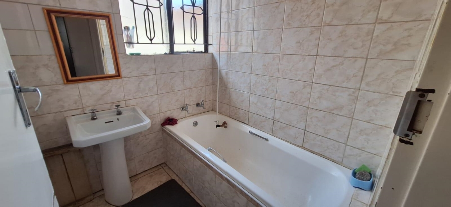 3 Bedroom Property for Sale in Buhle Park Gauteng