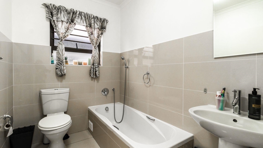 3 Bedroom Property for Sale in Parkrand Gauteng