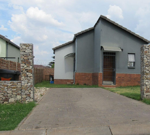 2 Bedroom Property for Sale in South Hills Gauteng