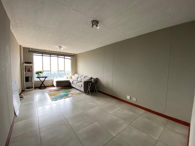 2 Bedroom Property for Sale in La Montagne Gauteng