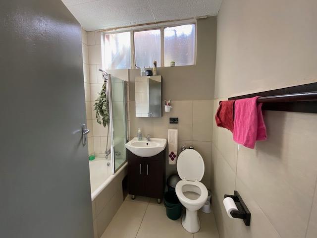 2 Bedroom Property for Sale in La Montagne Gauteng