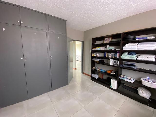 2 Bedroom Property for Sale in La Montagne Gauteng