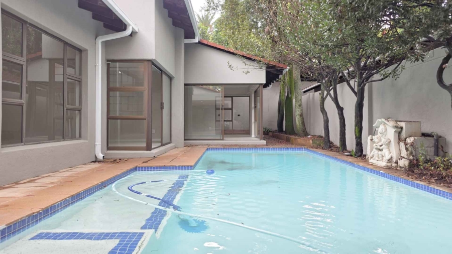 To Let 3 Bedroom Property for Rent in Sandown Gauteng