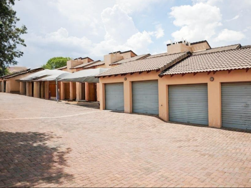 3 Bedroom Property for Sale in Noordwyk Gauteng