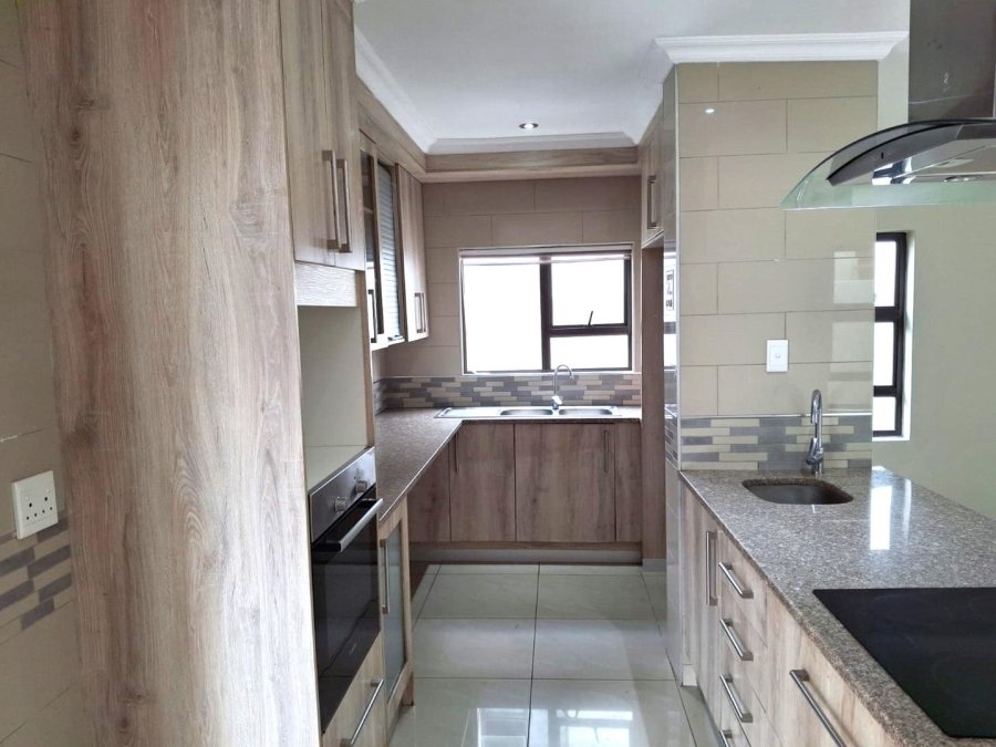 3 Bedroom Property for Sale in Boardwalk Gauteng