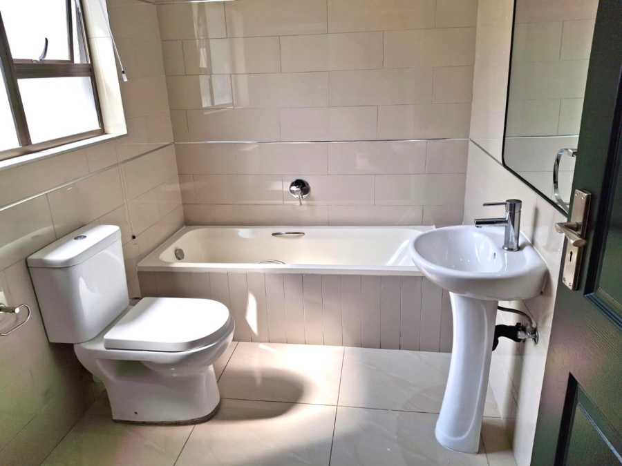 3 Bedroom Property for Sale in Boardwalk Gauteng