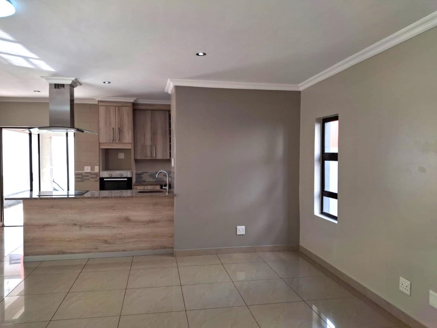 3 Bedroom Property for Sale in Boardwalk Gauteng