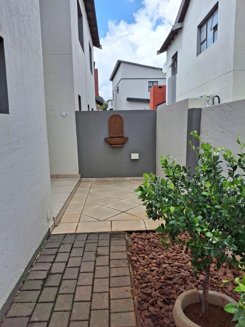 3 Bedroom Property for Sale in Boardwalk Gauteng