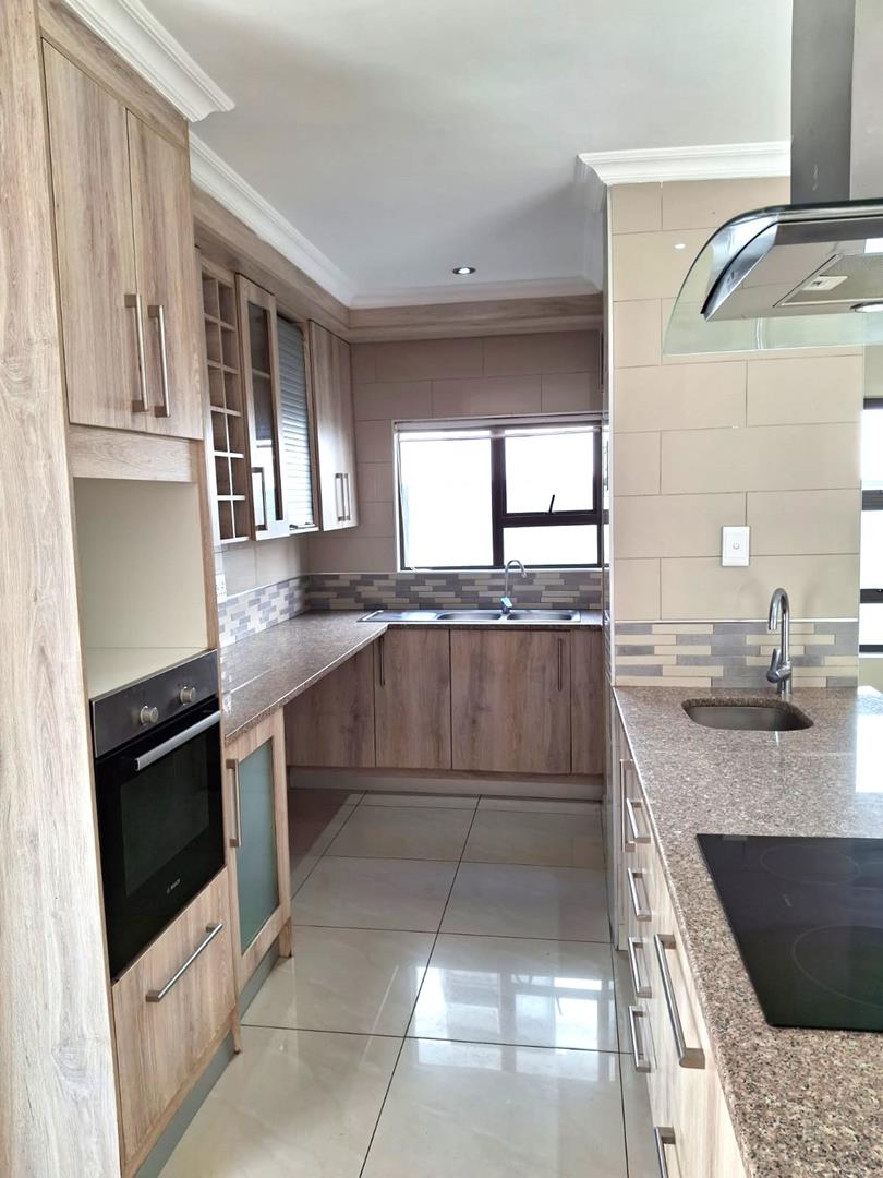 3 Bedroom Property for Sale in Boardwalk Gauteng